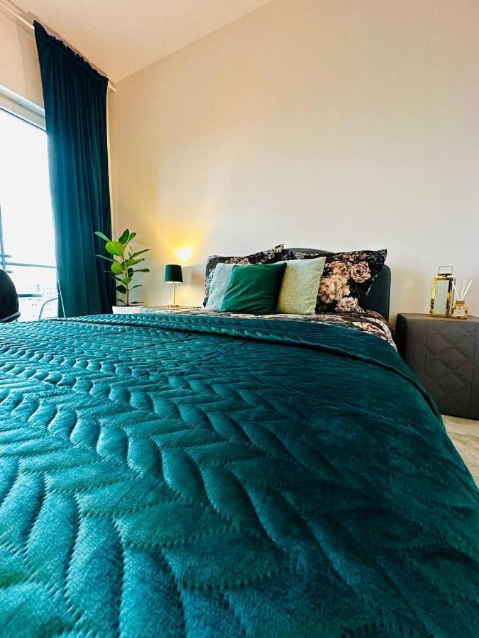 ワルシャワUroczy Apartament Blisko Centrum Warszawyアパートメント エクステリア 写真